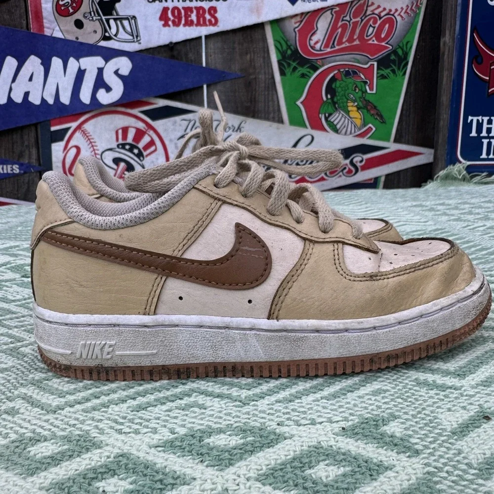 Size 13c - DQ5974-200 Preschool Nike FORCE 1 LV8‎ PS 'ALE BROWN'